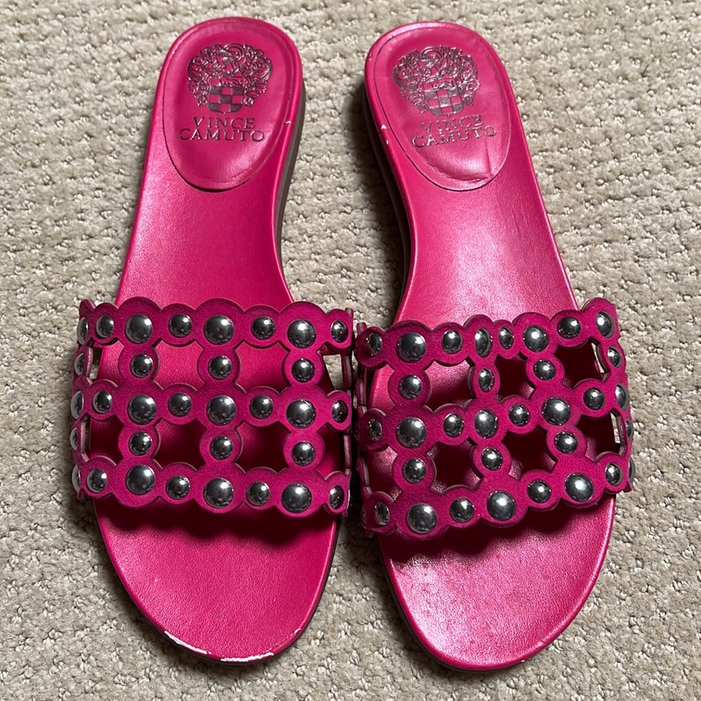 Vince Camuto bright pink slide on sandals with silver studs SZ 8